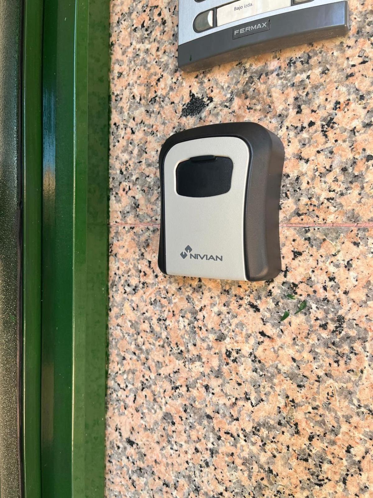 Apartamento Mercurio- Barajas 1B Madrid Exteriér fotografie